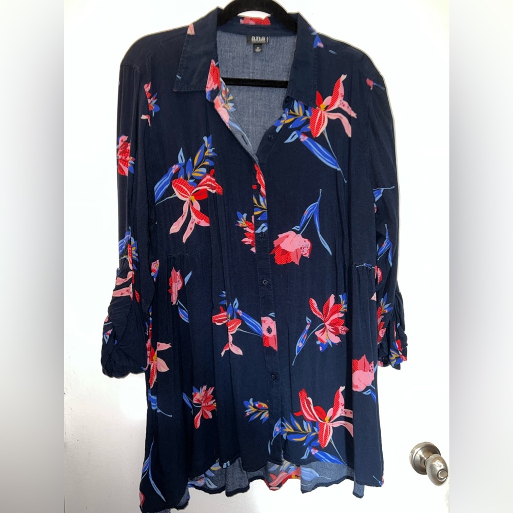 A.N.A. Navy blue floral print tunic top.